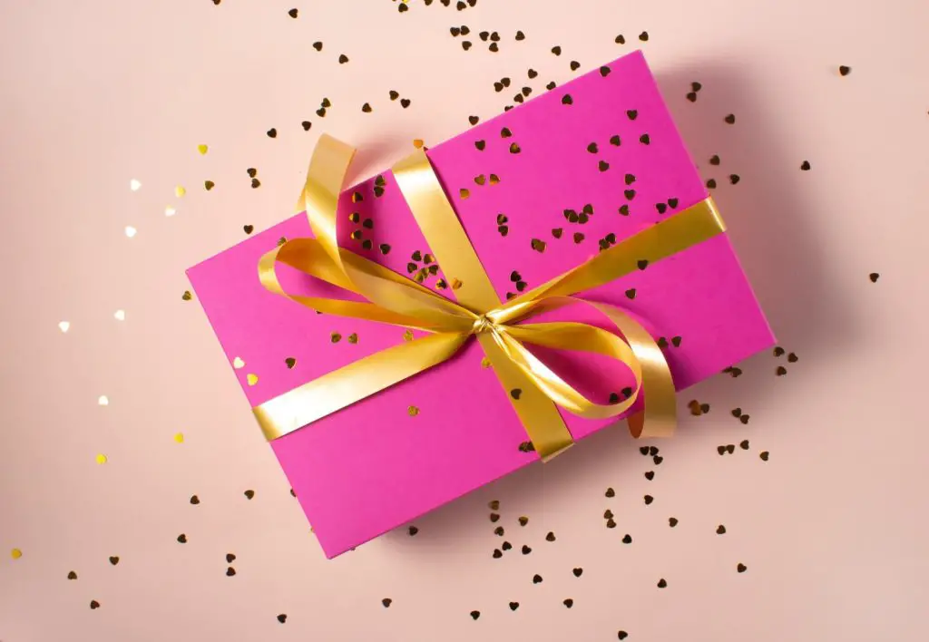 Photo of pink present for your girlfriends